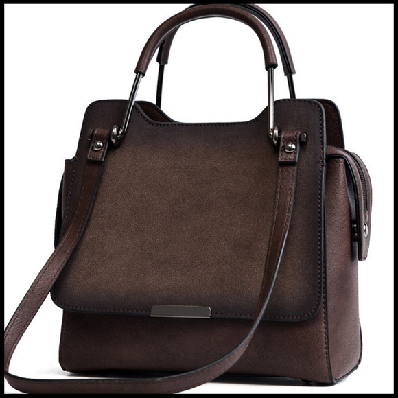 NEW BERLIN Handbag - Picture 6 of 8